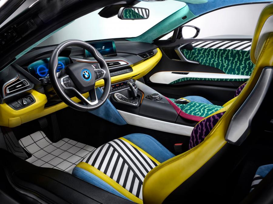 Интерьер BMW i8 MemphisStyle Edition by Garage Italia Customs 2017 года  (фото 8 из 8)
